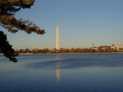Washington Monument over Tidal Basin (pan 1)<br>Location: <a href="https://www.google.com/maps/search/?api=1&query=38.88018,-77.04025" target="_new">Tidal Basin</a>